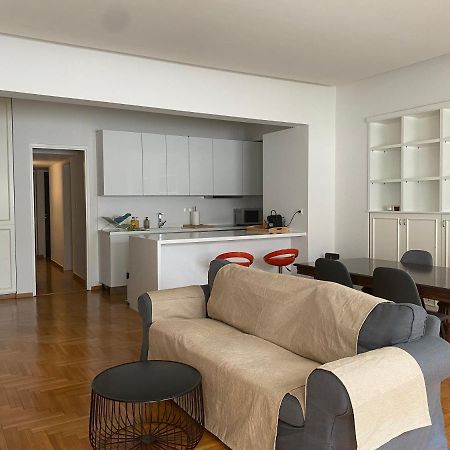 Apartment In Fancy Athenian Neighbourhood Exteriör bild